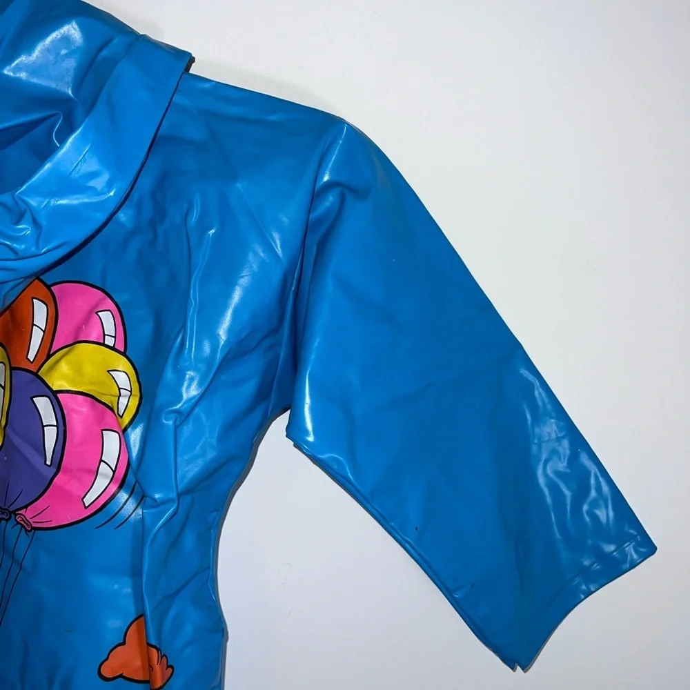 Vintage bright blue